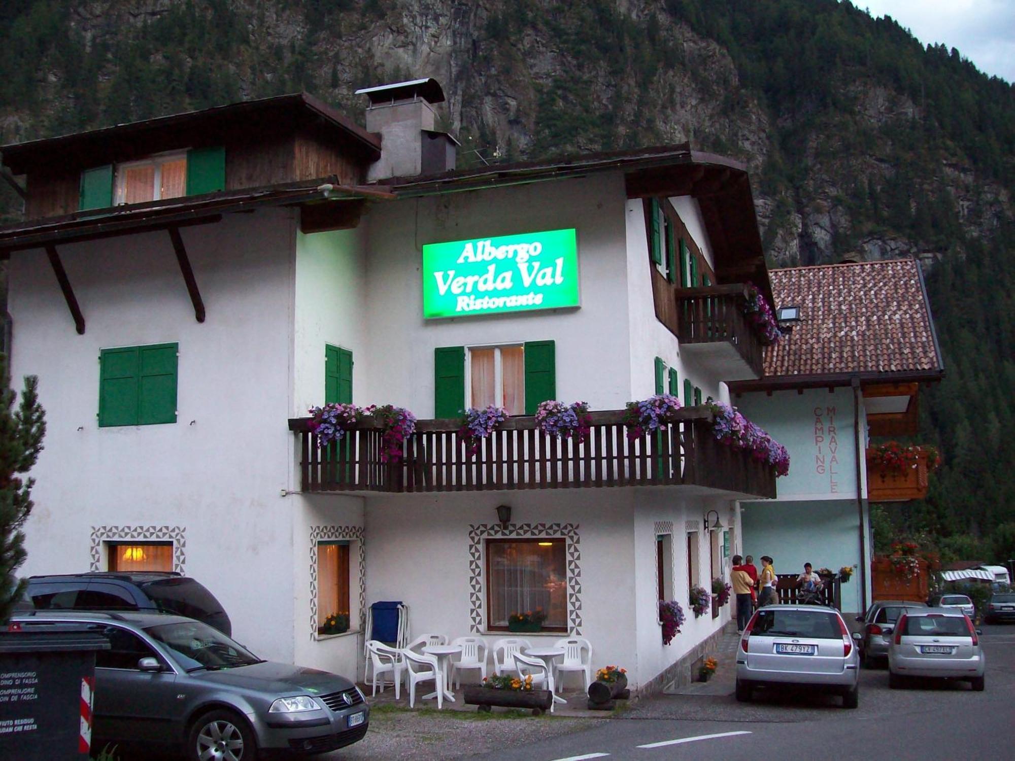 Verda Val Campitello di Fassa Esterno foto